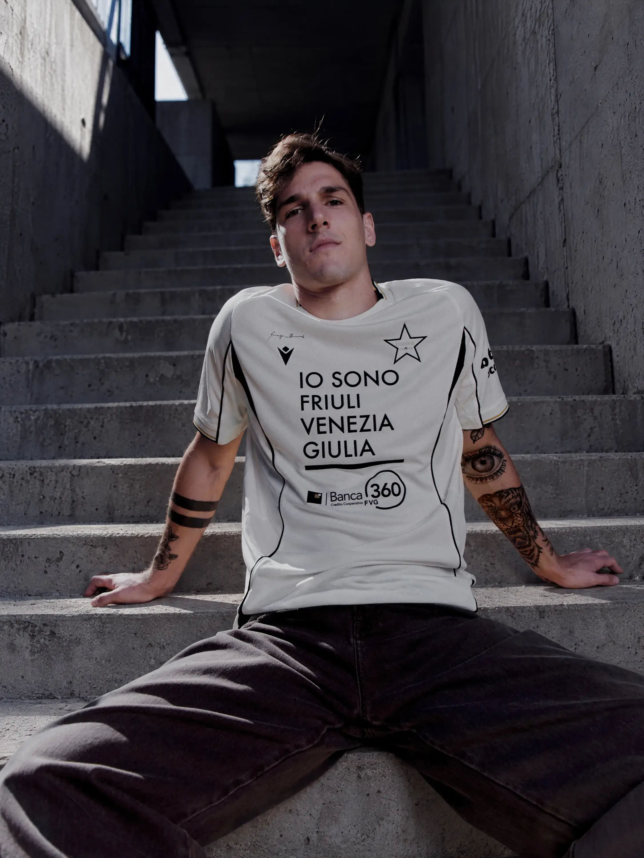Udinese Calcio third jersey campaign, player grooming by Elena Cammarano